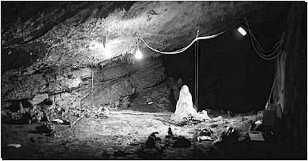 Rudjer BoèkoviË Measurements XV 609 Figure 6 Phallic stalagmite, the focus of ritual in Nakovana Cave sanctuary Nakovana Cave Series Illyrian sanctuary from Hellenistic times in Nakovana Cave above