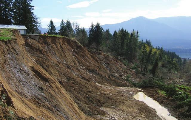 Common Landslide Types 3 COMMON TYPES OF LANDSLIDES Rotational slides occur when rock or earth is transported