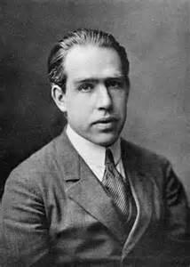 NIELS BOHR (1914) Why do electrons not crash into nucleus?