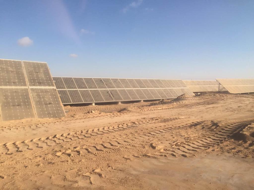 Photo: TÜV Rheinland Shanghai Introduction PV power loss due to soiling Dust deposition on the PV module surface is a complex phenomenon, which is mainly influenced by the environmental/weather