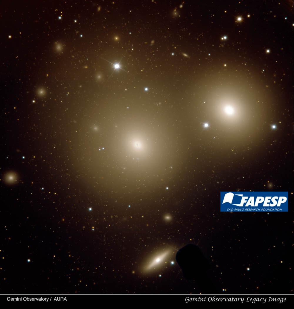 A MUSE view of cd galaxy NGC 3311 C. E. Barbosa 1, M. Arnaboldi 2, L. Coccato 2, O. Gerhard 3, C. Mendes de Oliveira 1, M. Hilker 2, T.