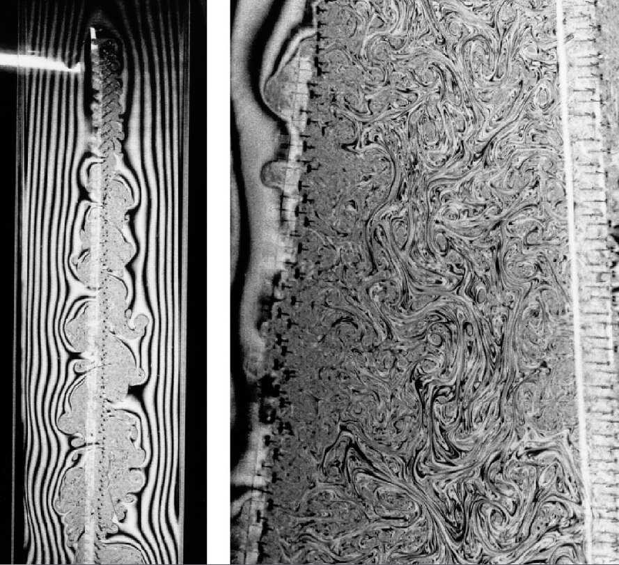 Experiments: soap films vertically flowing soap films are approximately 2D (thickness variations of about 10% -