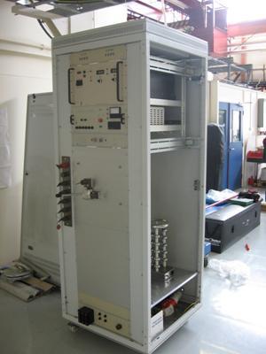 Platform voltage is monitored using a voltage divider and an automatic dumping system is used to earth the platform.