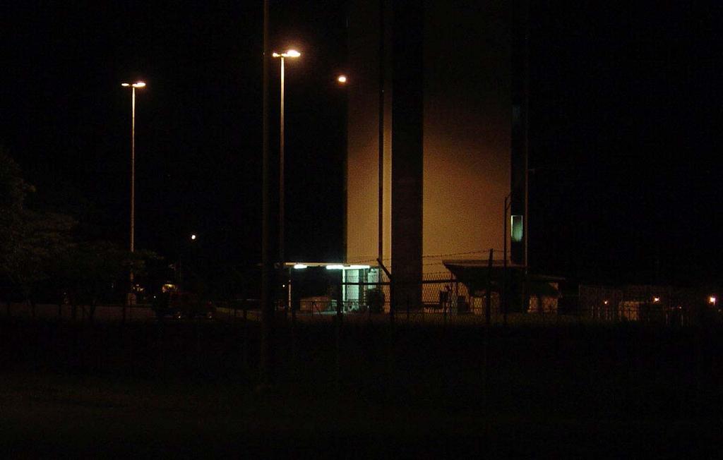Lighting around the control tower at Hilo airport uses high-pressure sodium lamps.
