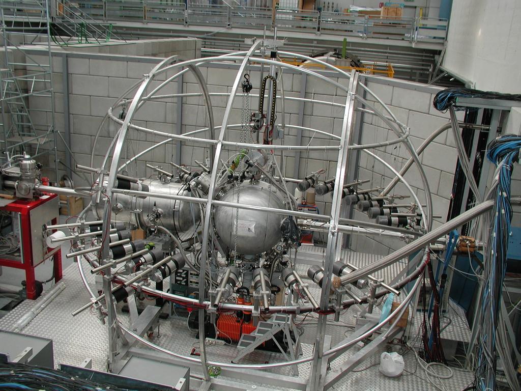 RipeN Rivelatori per Neutroni @ LNL Cylindrical Liquid Scintillators (BC501) (active scint. vol. 12.7cm diameter x 12.