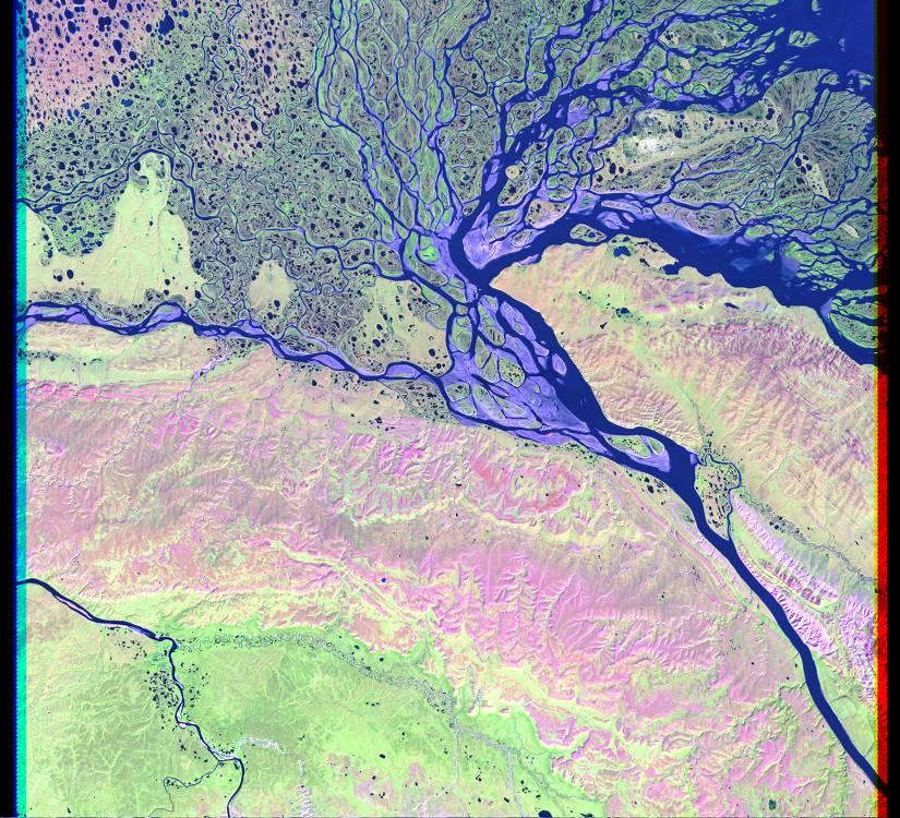 IMAGE ACQUIRED JULY 27, 2000 Lena River Delta, Russia, Asia LAT. 73 28 N, LONG. 128 32 E LANDMASS DRAINED RUSSIA.