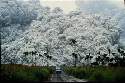 Explosive eruption: pyroclastic flow Unzen Volcano,
