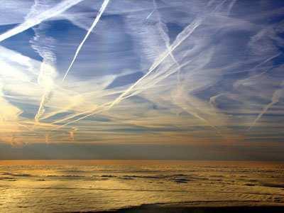 Contrails spread in humid air