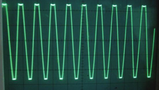 493 V, the oscillations vanish, leading to the equilibrium point or static voltage v 0 = 4.65 V resp., v 0 = 3.69V.