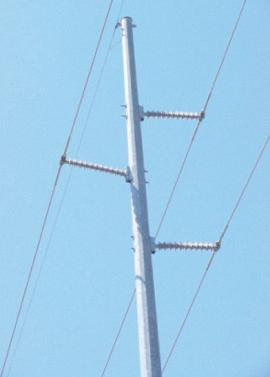 attached to the end of the horizontal post insulator as shown in Figure 4-2.