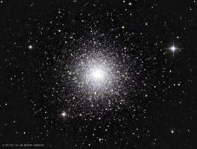 NGC 7089 (M 2) in Aquarius diameter: 45 pc distance: 11,500 pc NGC 5272 (M 3) in Canes Venatici diameter: 50 pc