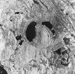 2 km diameter Age:49,000 years Rim diameter: