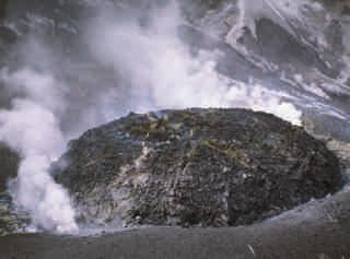 Magma may behave in several different ways once it reaches Earth s surface. Explosive pyroclastic eruptions throw bits of lava, volcanic ash, and other particles into the atmosphere.