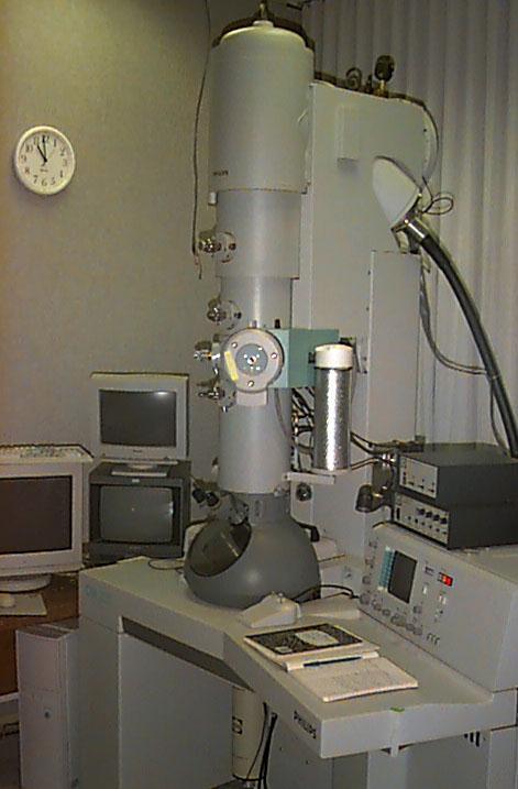 Electron Microscopy Definition: The scanning electron microscope (SEM) is a type of electron microscope that images the sample surface by scanning it with a high-energy beam of electrons in a raster