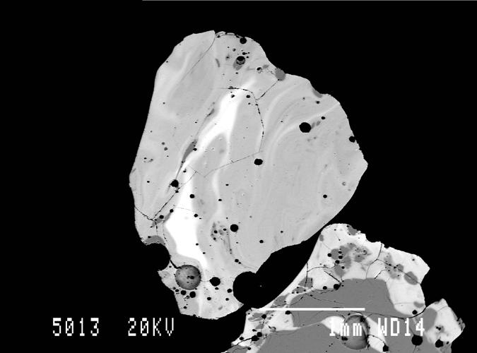 Trinite Bead Back-scatter image and element maps showing intimate layering at the 10 to 100 micron