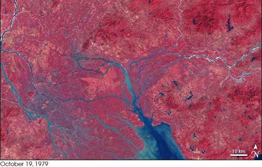 Humans & Floods -Urbanization red =