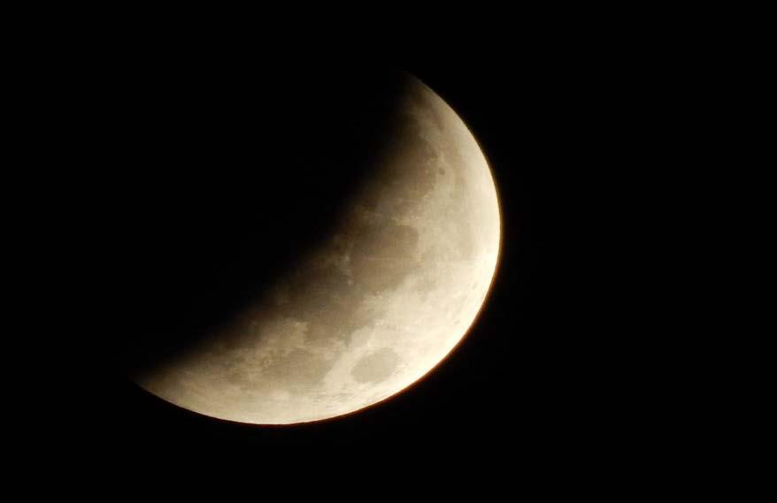 Dave Cochran s partial eclipse at 4:40 AM Moon is about a third the way into our circular