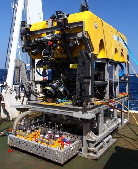 Daniel (Jang) ROV Pilot in training Master degree of mechanical engineering Underwater Positioning, DeepSea Lander Design.
