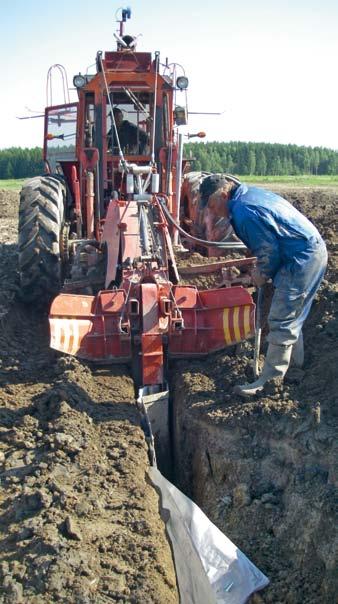 GTK investigates the largest area of acid sulfate soils in Europe. Peter Edén, GTK Finnish soil gets its own criteria The international criteria for acid sulfate soils were created for the tropics.