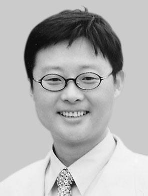 KIM et al: SENSITIVITY OF TIME RESPONSE TO CHARACTERISTIC RATIOS 527 Keunsik Kim was born in Yesan, Korea, on May, 2, 963 He received his BS and MS degrees in Electronic Engineering from Hanyang