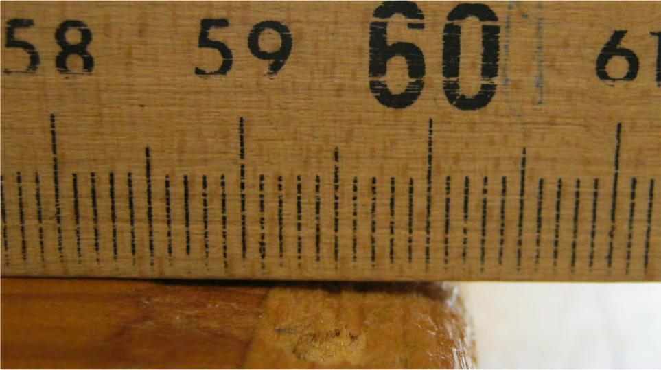 Introduction Example 2: An old metre stick measuring a board with a rough edge: The position can only reliably be