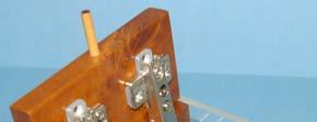 obtain various types of hinge motions.