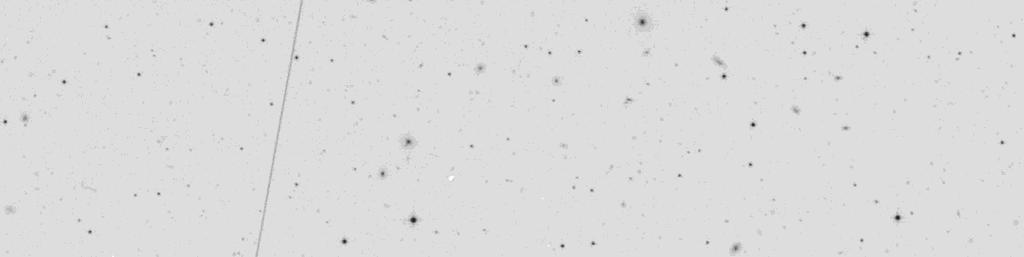 About 20" across. The W galaxy is MAC 1417+0810B.