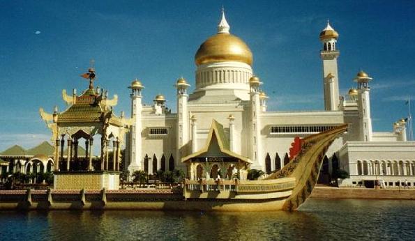 Activity 4: Complete using the superlative form of the adjectives in brackets The Sultan of Brunei is one of (rich)... men in the world.
