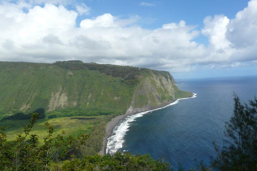 View North across Waipio Valley showing coastal cliffs interpreted as the headwall of a large landslide.