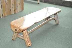 $ 25 (10-12 Dia) B e n c h e s These benches have a full back and can include arms upon request.