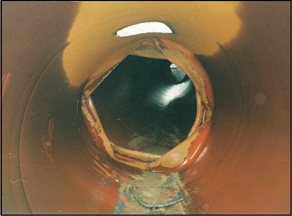 pipeline. The survey was to the top of steel (there is an epoxy coating system). Figure 2. Major Wrinkle.