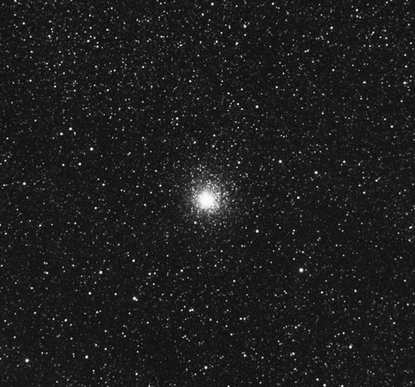 82 2 The Messier Objects Fig. 2.62 Photo of M62; 20 min exposure on hypered Kodak Tech Pan film, 8 f/6 telescope.