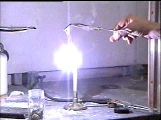 Experiments to show that magnesium is a metal electrical conductivity test: conducts electricity