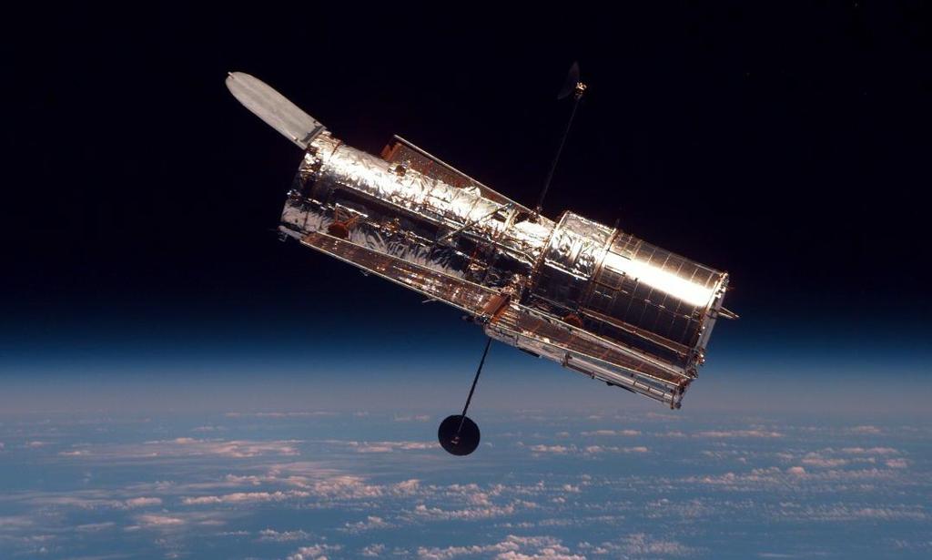 Astronomy Hubble Space Telescope Wavefront sensing to design and