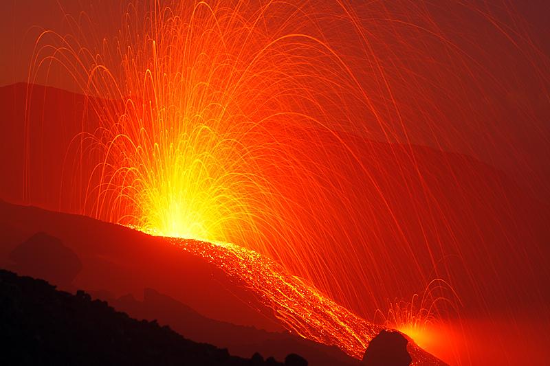 fire-fountain eruptions Presence