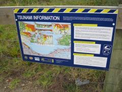 [11] Signs like these tell people where to go to escape a tsunami. Where might you find these signs in New Zealand? Image: LEARNZ. Source URL: http://www.learnz.org.
