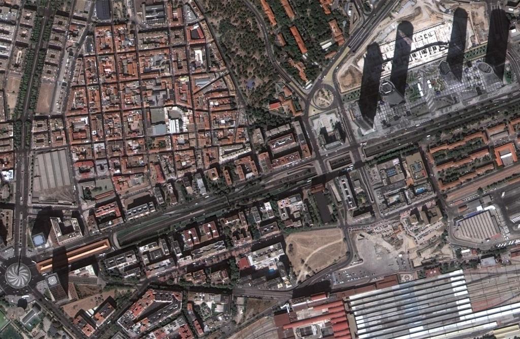 The Four Towers of Madrid, the tallest buildings in Spain DEIMOS-2, August 2014 75cm Pan-Sharpened 3 CSCDA Data