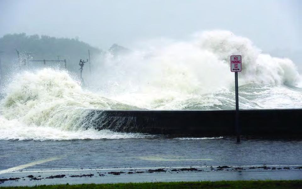 Narragansett Pier, RI Seawall Tropical Storm Irene 2011