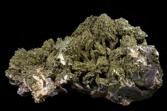 Blueschist facies minerals Glaucophane Na 2 Mg 3 Al 2 Si 8 O 22 (OH) 2 Lawsonite CaAl 2 (Si 2 O 7 )(OH) 2 H 2 O Jadeite/Omphacite NaAlSi 2 O 6 Phengite K(Al,Mg) 3 (Al,Si) 3 O 10 (OH) 2 Pumpellyite Ca