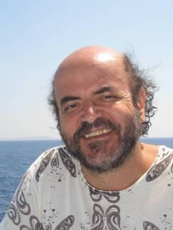 Christos Papadimitriou (1949 ) c 2013 Prof.