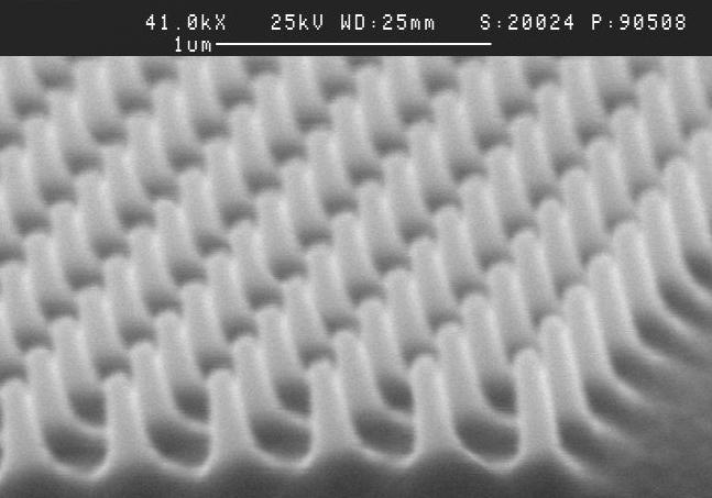 Electron beam wet nanolithography ~ 100 nm SEM