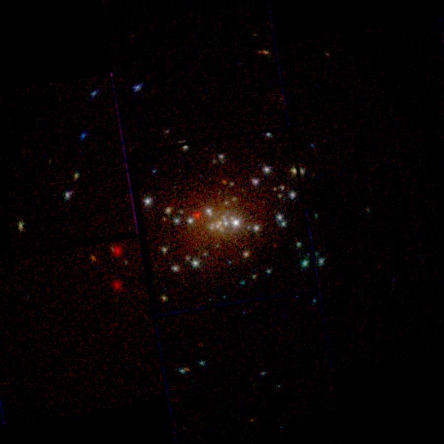 R. Shirey et al.: M 31 observed with XMM-Newton. I. L197 Fig. 1. Three-colour XMM-Newton EPIC MOS1 image of the central 30 30 of M 31.