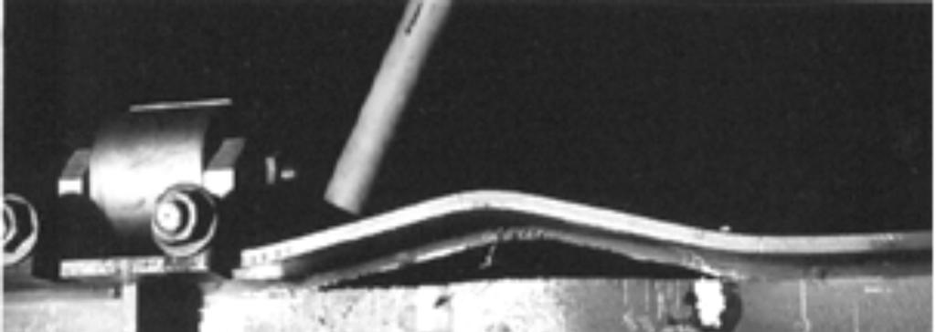 Fig. 4. Fatigue crack of type 1, local stability failure of the compression flange.