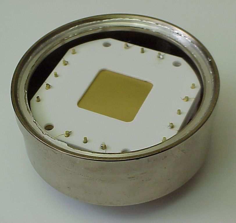 Their multipliers were operated in an unsealed mode. A.1 GPM preparation in type A detector package Fig. A.1 shows photographs of packages of type A; they have a height of 25 mm and a diameter of 68 mm.