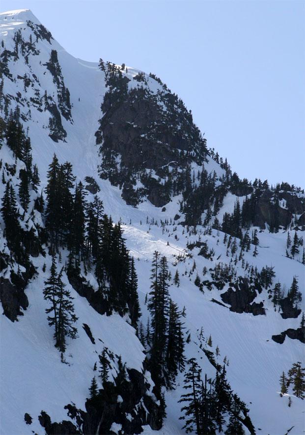 Figure 1. Photo courtesy Lief Hazelet, taken 4-23-2006. Looking up at Stoneman s chute below Mt Hermann, northern Washington Cascades just west of the Mt Baker ski area.