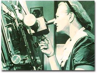 A bit of History Cecilia Payne-Gaposchkin (1900-1979). At Harvard in her Ph.