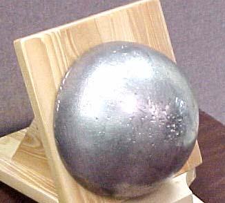 The thickness of lead required for the mock-up was based upon an average between the depleted uranium tamper and the tungsten tamper shown in the Fetter model.