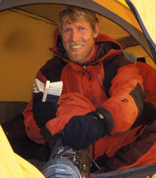 Experienced and dedicated explorers For many years Marc Cornelissen has made expeditions, most of them in the polar regions.