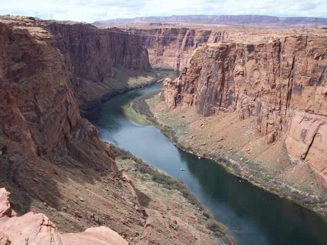 Slide 124 / 133 33 The Grand Canyon in the United States was probably formed
