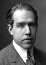 History of the atom 1913 Niels Bohr / Danish / a football fanatic 1922 Nobel prize in physics studied under Rutherford at the Victoria University in Manchester.